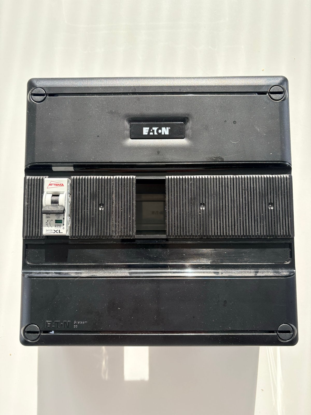 Eaton Groepenkast 22x22 cm met Attema automaat, Ophalen of Verzenden, Gebruikt, Eaton, Groepenkast
