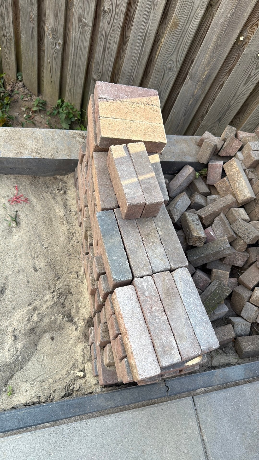 Tuintegels klinkers rood 20x5x7 ca 100 stuks, Tuin en Terras, Ophalen, Zo goed als nieuw, Beton, Klinkers