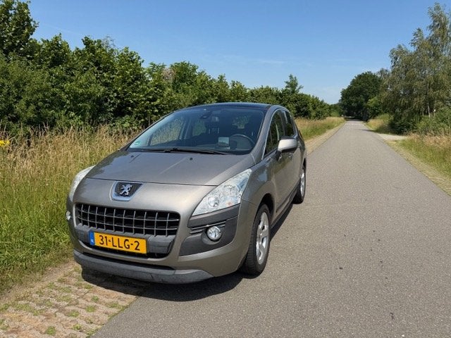 Peugeot 3008 1.6 VTI Premiere, Stof, Gebruikt, 4 cilinders, Handgeschakeld
