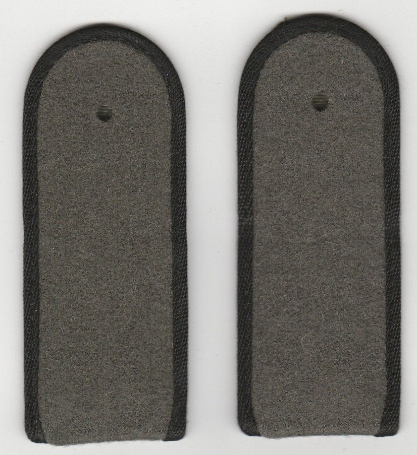 Schouderstukken DDR (Oost-Duitsland) - Soldat Pioniere, Verzenden, Landmacht, Duitsland, Embleem of Badge