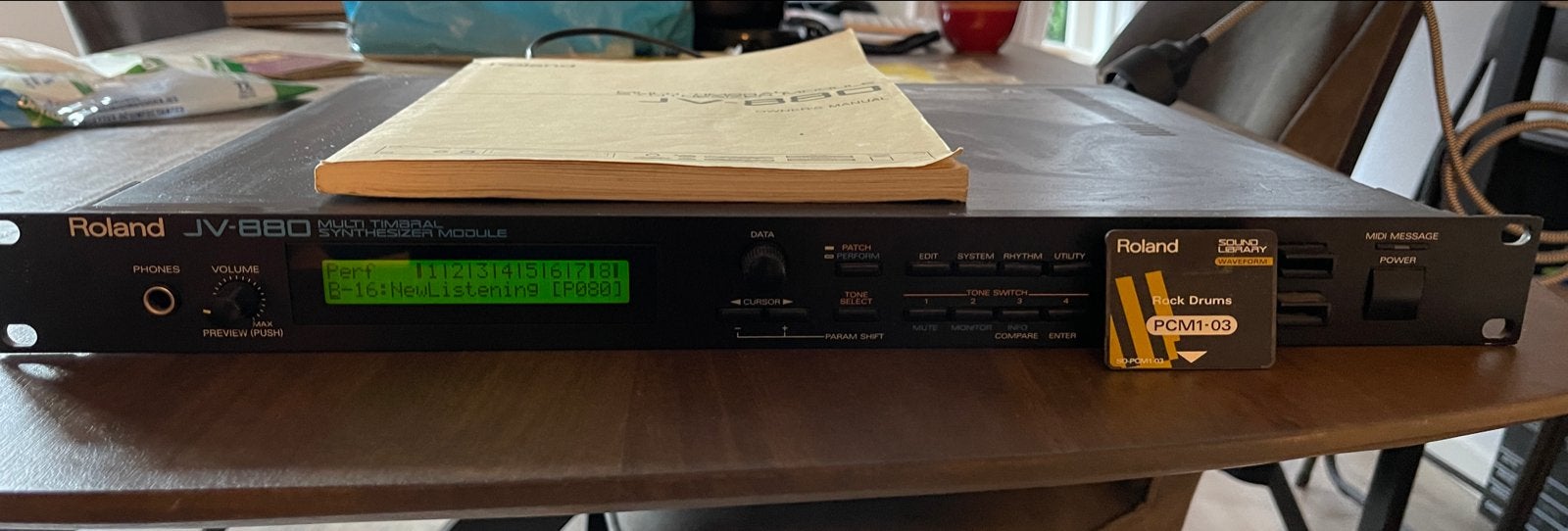 MOET WEG Roland JV-880 Multi Timbral Synthesizer, Gebruikt, Verzenden, Roland, Overige aantallen