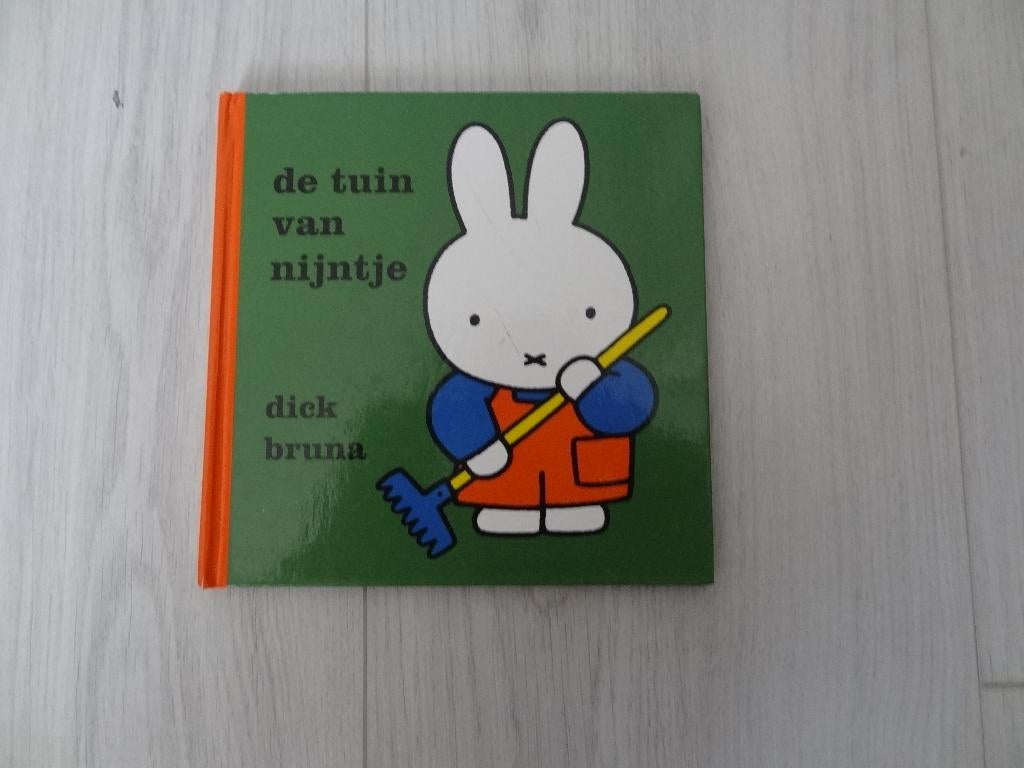 de tuin van Nijntje - Dick Bruna, Fictie algemeen, Jongen of Meisje, Ophalen of Verzenden, Zo goed als nieuw