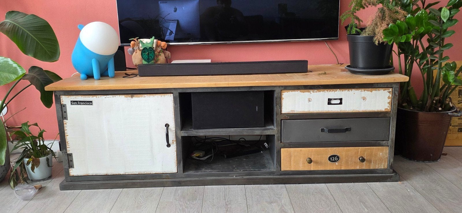 Authentieke ijzeren tv kast met houten blad, Gebruikt, 100 tot 150 cm, Minder dan 100 cm, 25 tot 50 cm