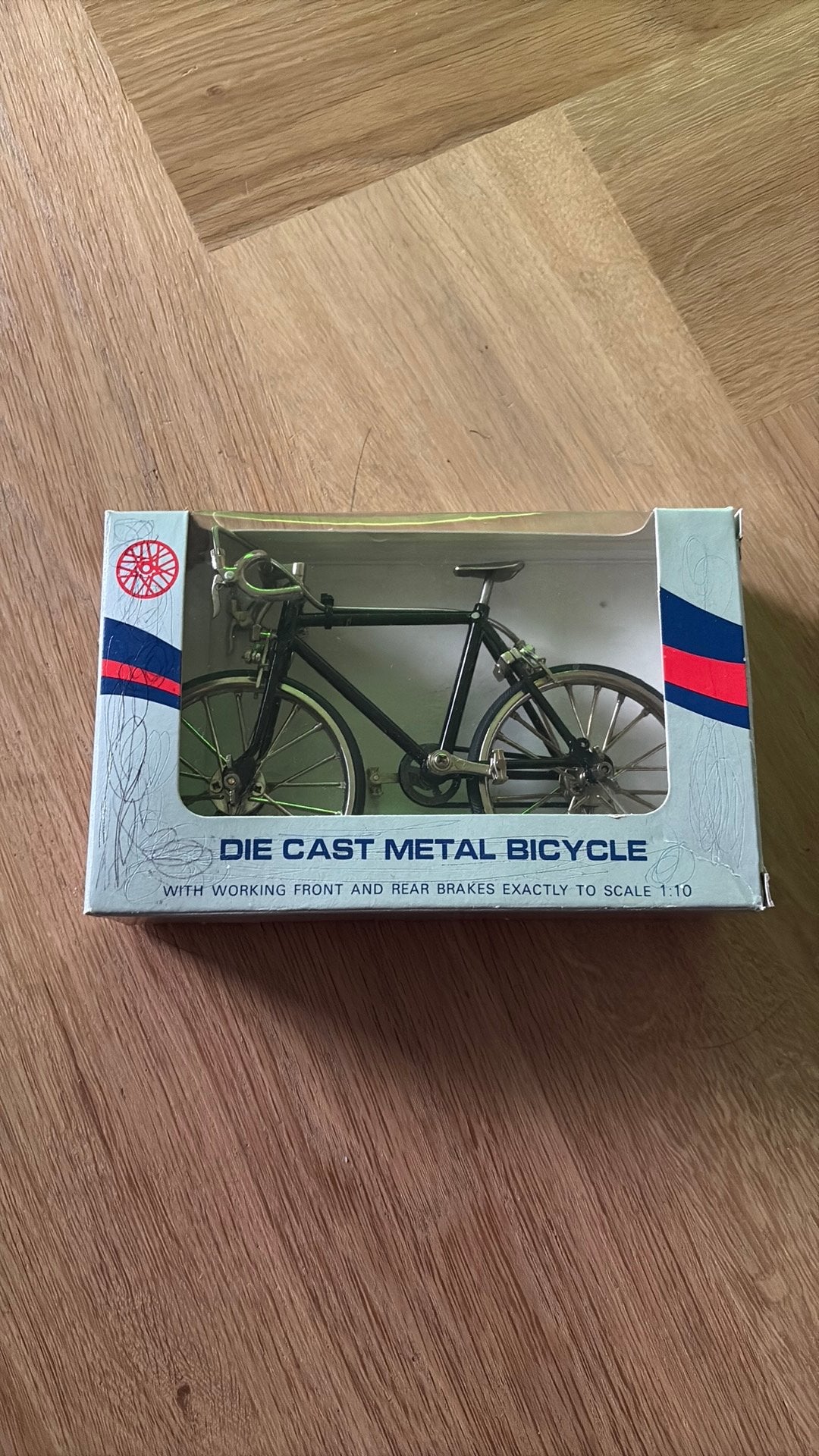 Een nette 1 op 10 schaal fiets, Fietsen en Brommers, Ophalen of Verzenden, Zo goed als nieuw