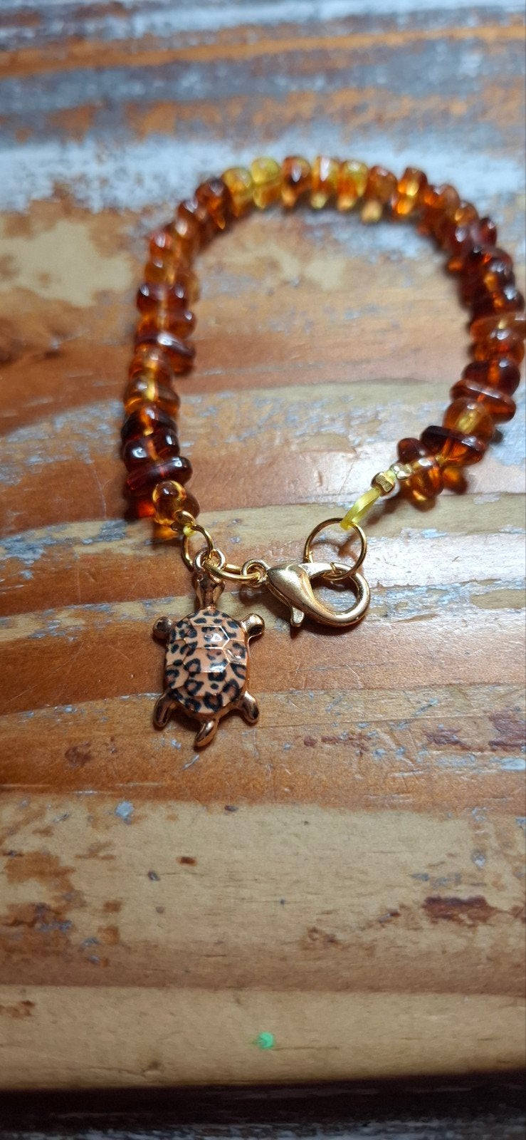 Armbandje met Schildpad Bedel en Natuursteentjes, Ophalen