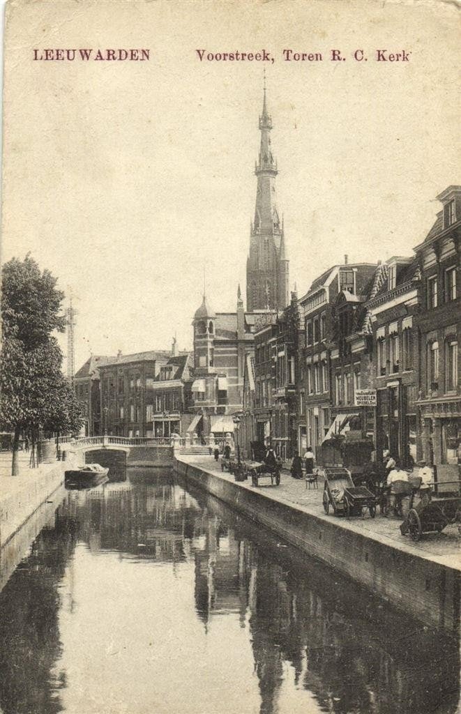 Leeuwarden - Voorstreek, Toren R.C. Kerk - ongelopen, Ophalen of Verzenden, 1940 tot 1960, Ongelopen, Friesland