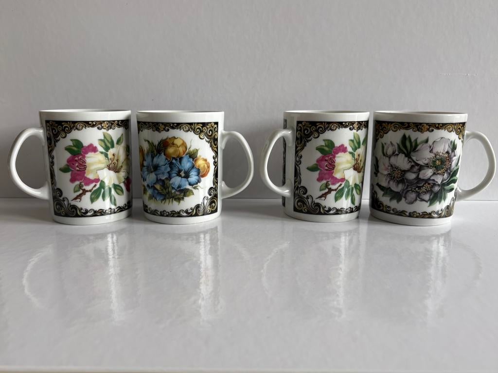 Vintage mokken van het merk Jarolina uit Polen, Antiek en Kunst, Antiek | Servies los, Ophalen of Verzenden