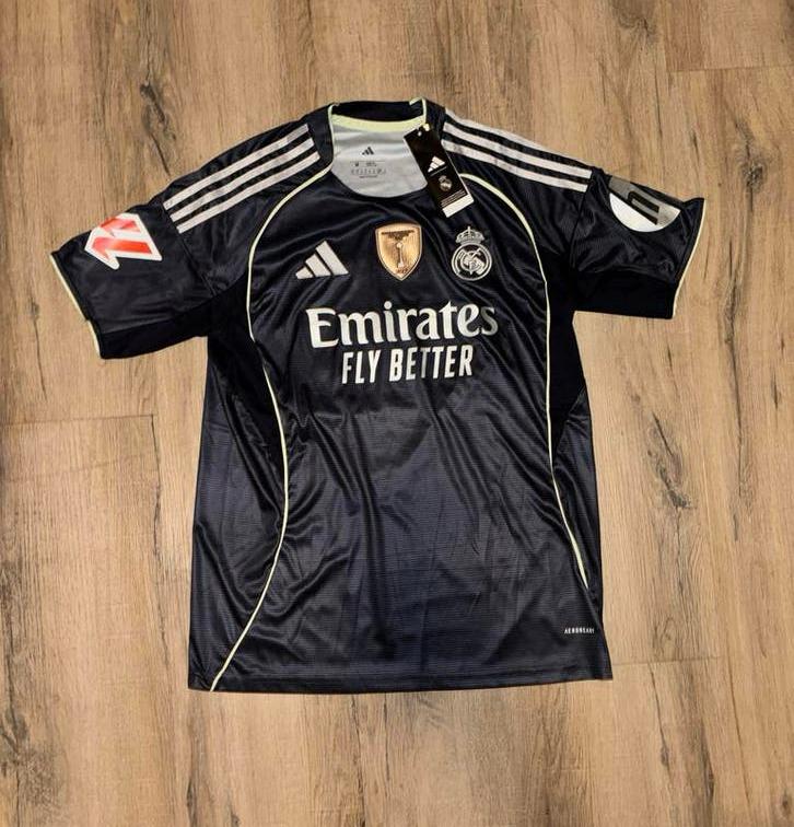 Real Madrid Bellingham 5 voetbalshirt, Maat M, Ophalen of Verzenden, Nieuw, Shirt