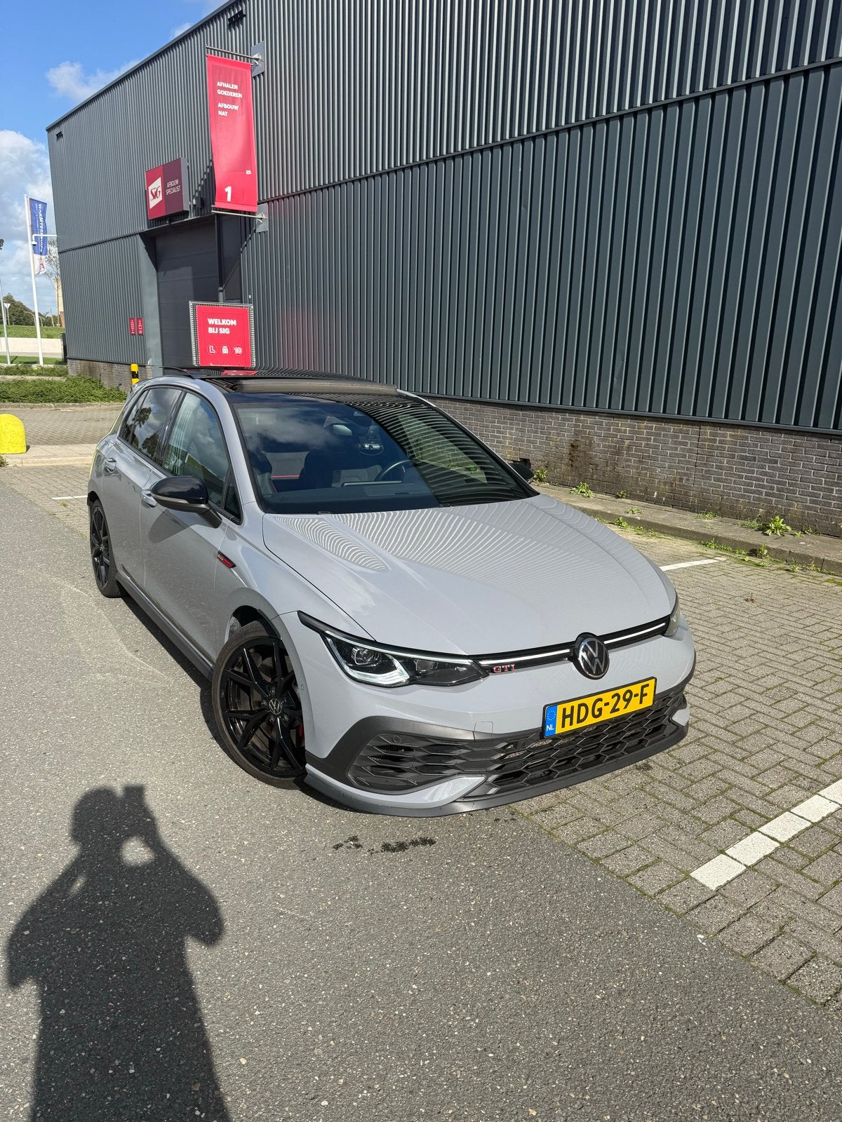Volkswagen Golf 2.0 TSI OPF 221KW Dsg7 2022 Grijs, Auto's, Zwart, 4 cilinders, 1984 cc, 14 km/l