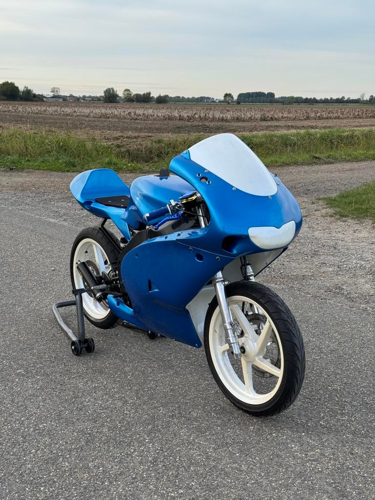Aprilia RS50 - 70cc - 23pk! - met kenteken, Fietsen en Brommers, Ophalen, Zo goed als nieuw, Aprilia