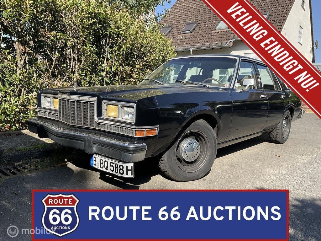 Dodge Diplomat | 1988 | Route 66 Auctions, Auto's, Overige carrosserieën, Zwart, Bedrijf, Handgeschakeld