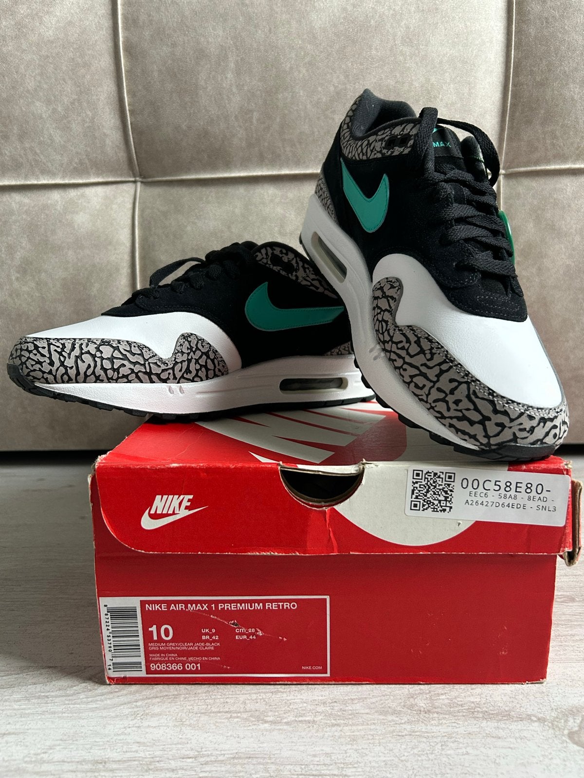 Nike Air Max 1 Elephant (2017) maat 44/10., Overige kleuren, Nieuw, Ophalen of Verzenden, Sneakers of Gympen