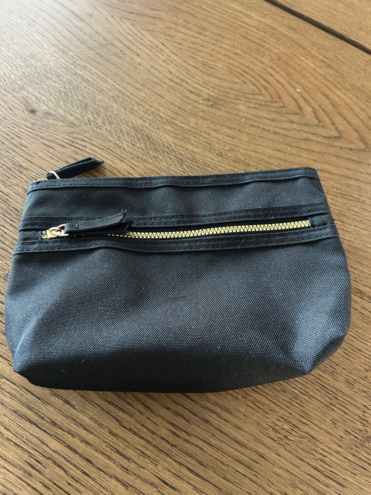 H&M Zwart Make-up Tasje / Toilettasje met Gouden Rits, Ophalen, Gebruikt, Zwart, Dame
