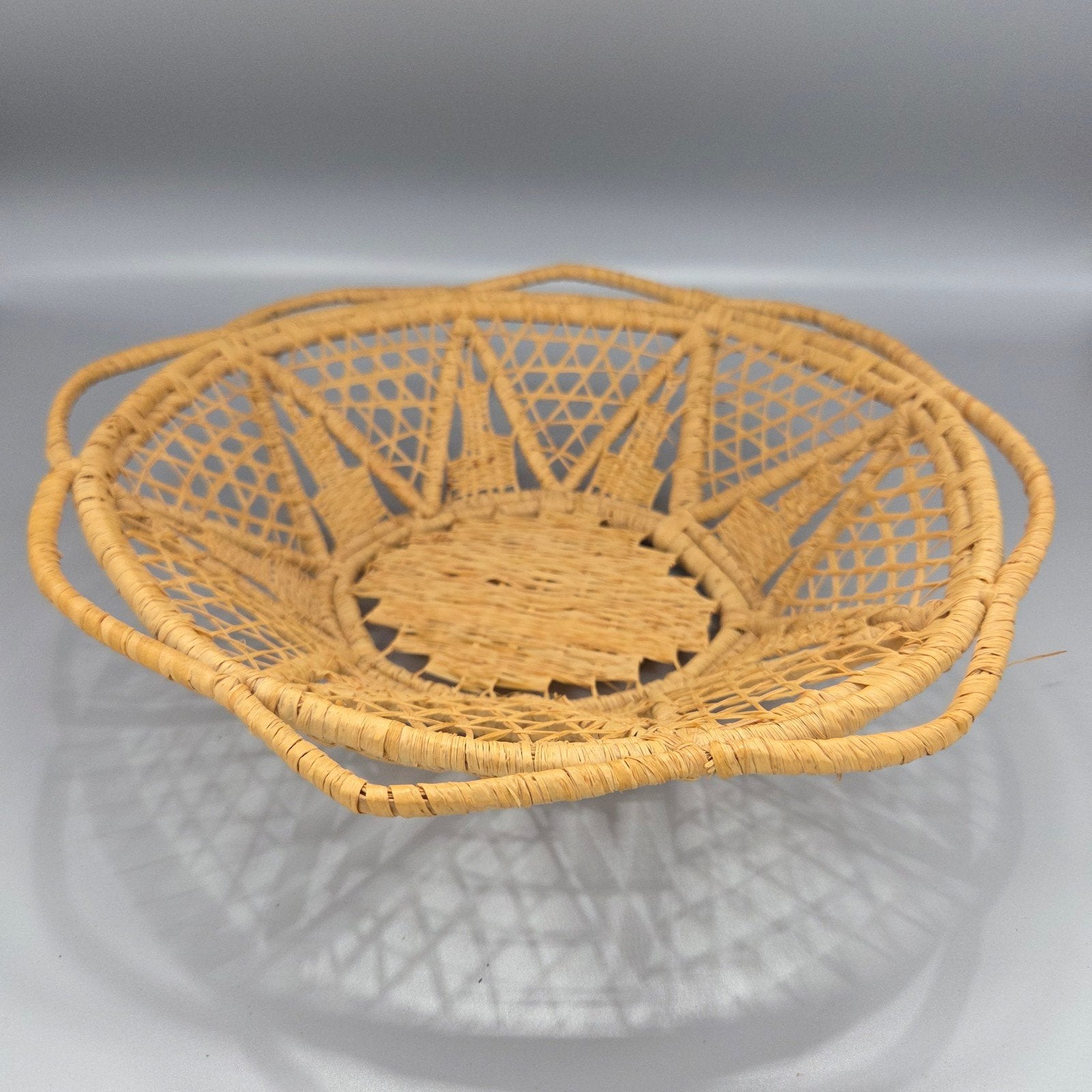 Decoratieve rieten schaal, Gebruikt, Schaal, Rond, Ophalen of Verzenden