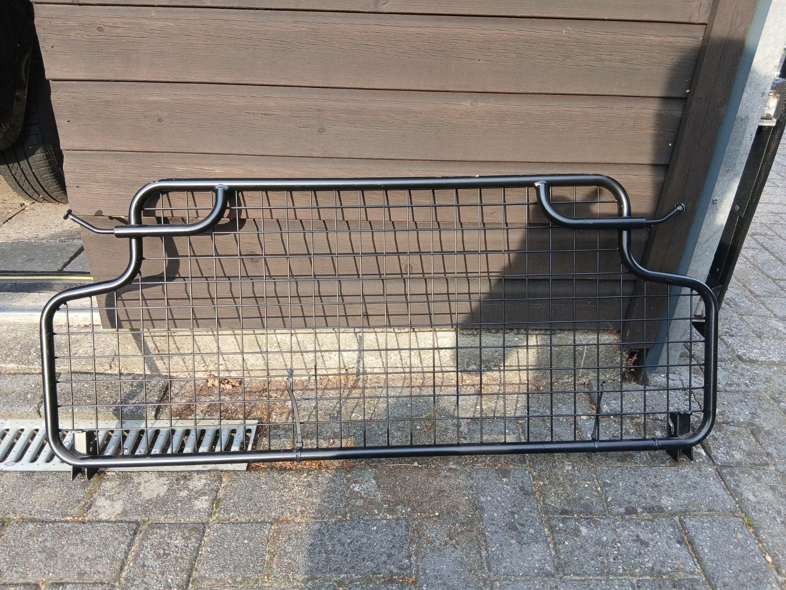 Hondenrek / bagagerek voor auto, Ophalen