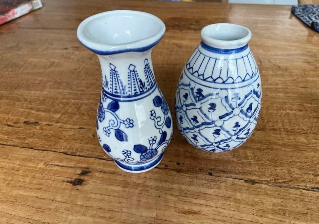 Twee Chinese vaasjes, Ophalen of Verzenden