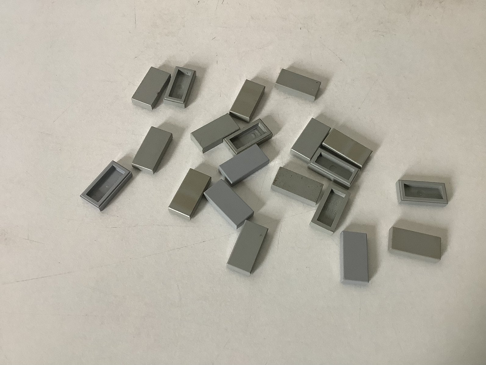 Lego tegel 1x2 licht grijs, Ophalen of Verzenden, Gebruikt, Losse stenen, Lego