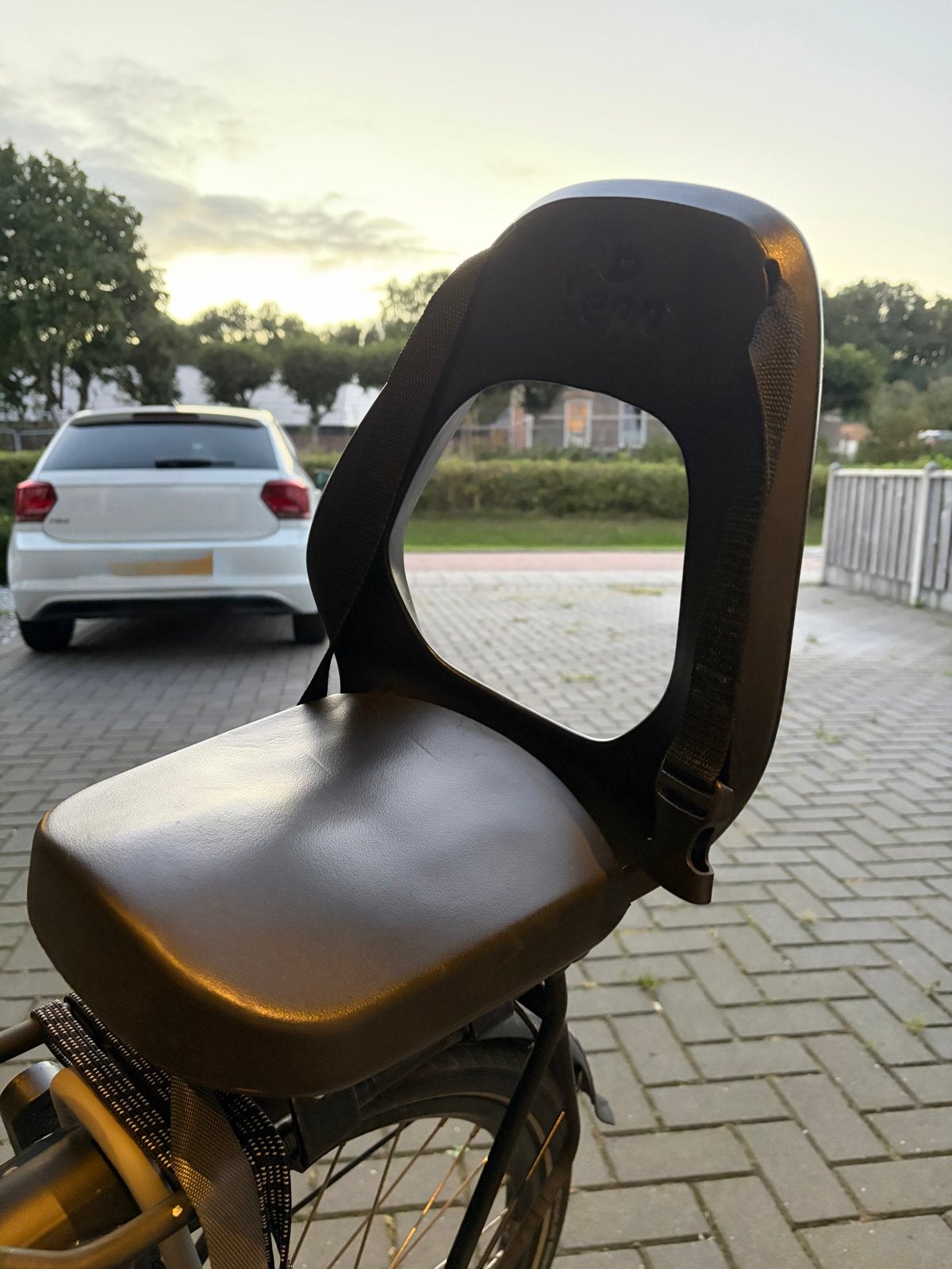 Yepp Fietsstoeltje Achterzitje, Fietsen en Brommers, Fietsaccessoires | Fietsstoeltjes, Ophalen, Gebruikt, Achterzitje