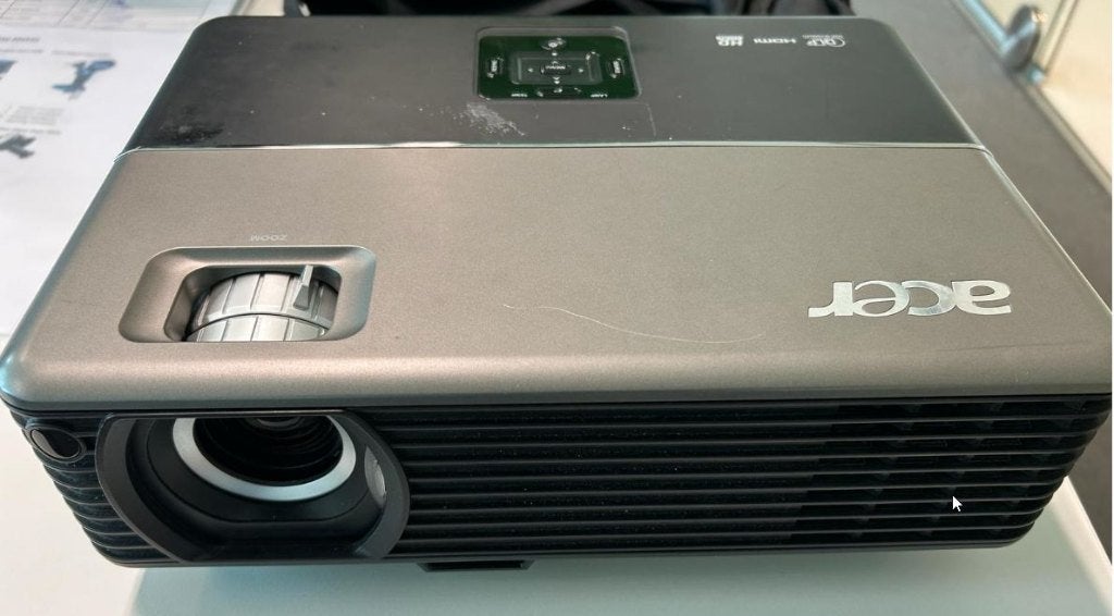 Beamer Acer, Audio, Tv en Foto, Beamers, Ophalen, Overige resoluties, Acer, Gebruikt