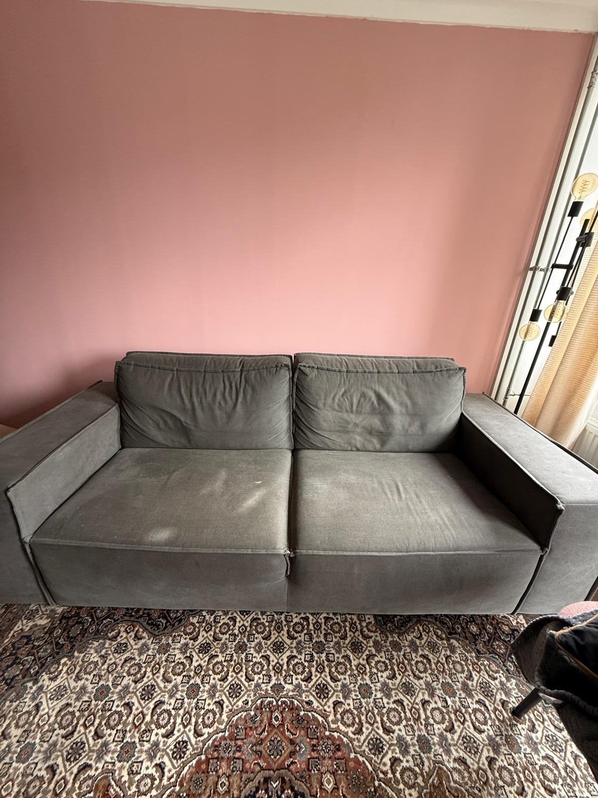 Comfortabele donkergrijze tweepersoonsbank, Ophalen, Gebruikt, Tweepersoons, 75 tot 100 cm