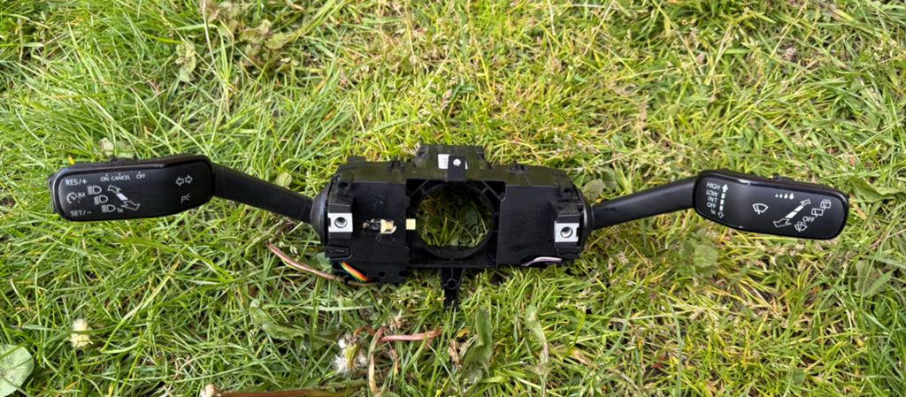 VW / Audi stuurkolomschakelaar set - snelheidsbegrenzer, Auto-onderdelen, Dashboard en Schakelaars, Volkswagen, Gebruikt, Ophalen of Verzenden