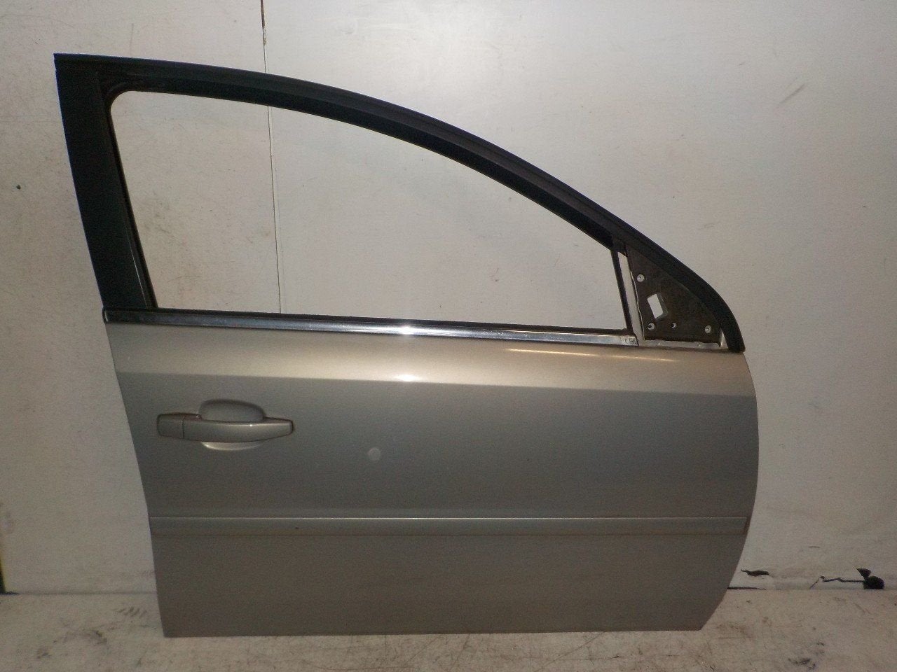 Portier rechts voor Opel Vectra, Auto-onderdelen, Onderdelen@venauto.nl, Van der Ven Autorecycling B.V., Gebruikt, Ettenseweg 76, 4706 PB Roosendaal, The Netherlands
