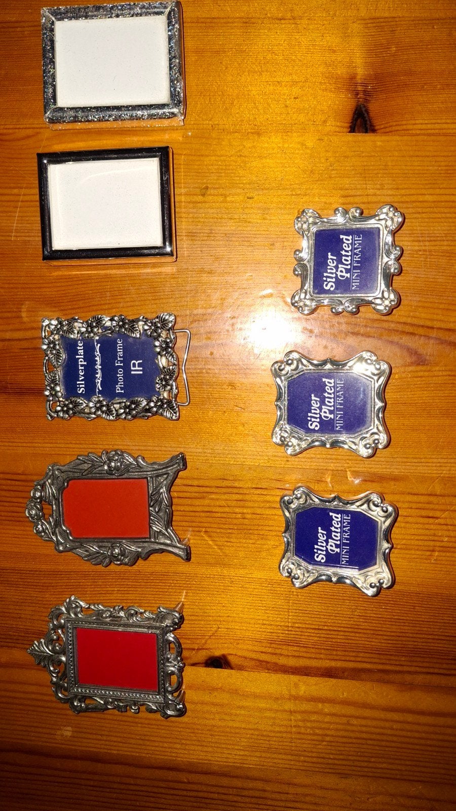 Verzilverde en metalen pasfoto lijstjes, Met sierrand, Ophalen of Verzenden, Zo goed als nieuw, Fotolijst
