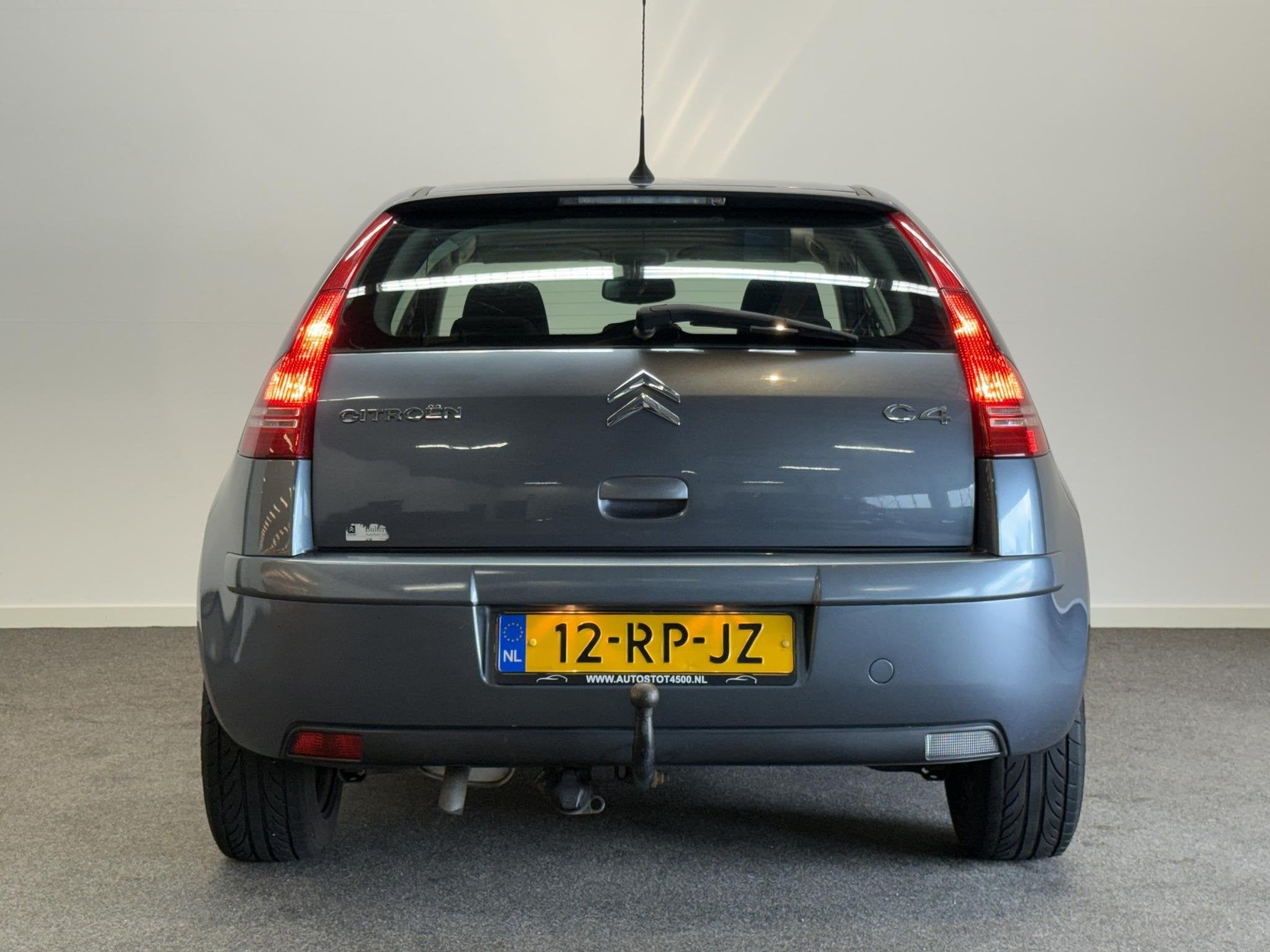 Citroen C4 1.6-16V Ligne Ambiance Trekhaak!, Auto's, Voorwielaandrijving, Stof, Gebruikt, 4 cilinders