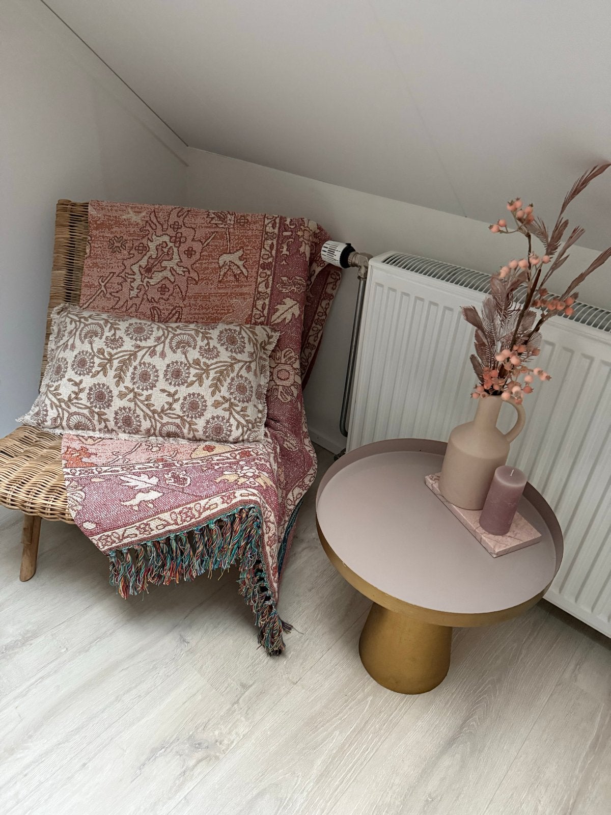 Rotan rieten stoeltje, Huis en Inrichting, Ophalen, Bruin, Riet of Rotan, Zo goed als nieuw