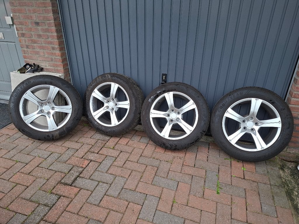 Velgen + zomerbanden Ford - Volvo, Ophalen, Banden en Velgen, 17 inch, Personenwagen