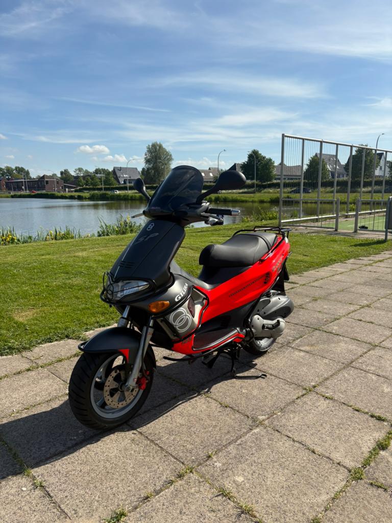 Gilera runner 180cc dd sp fluo rosso A1 M07, Ophalen, Overige modellen, 180 cc, Zo goed als nieuw