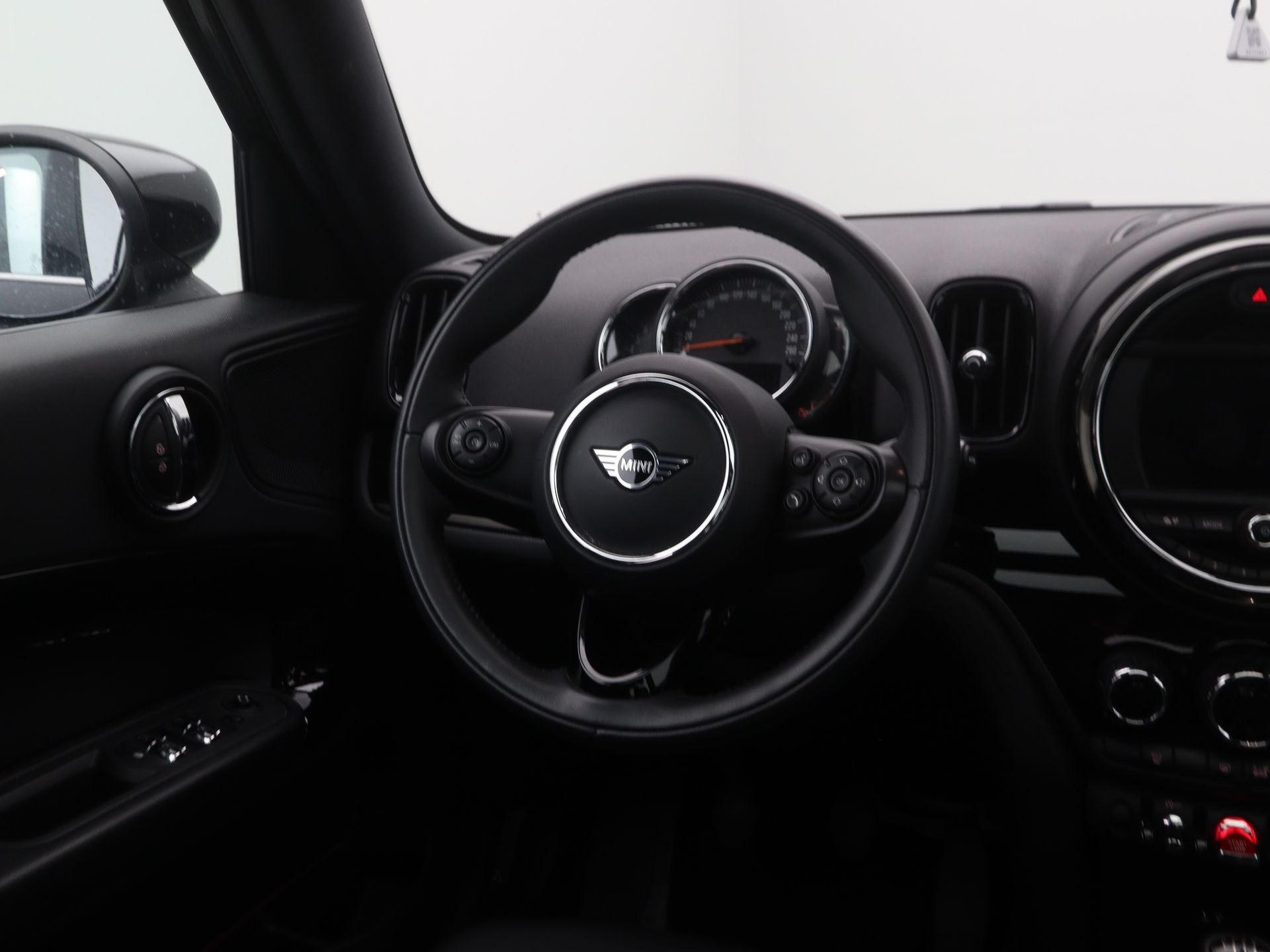 MINI Countryman One Business Edition (bj 2020), Auto's, Gebruikt, Countryman, Met garantie (alle), Zwart