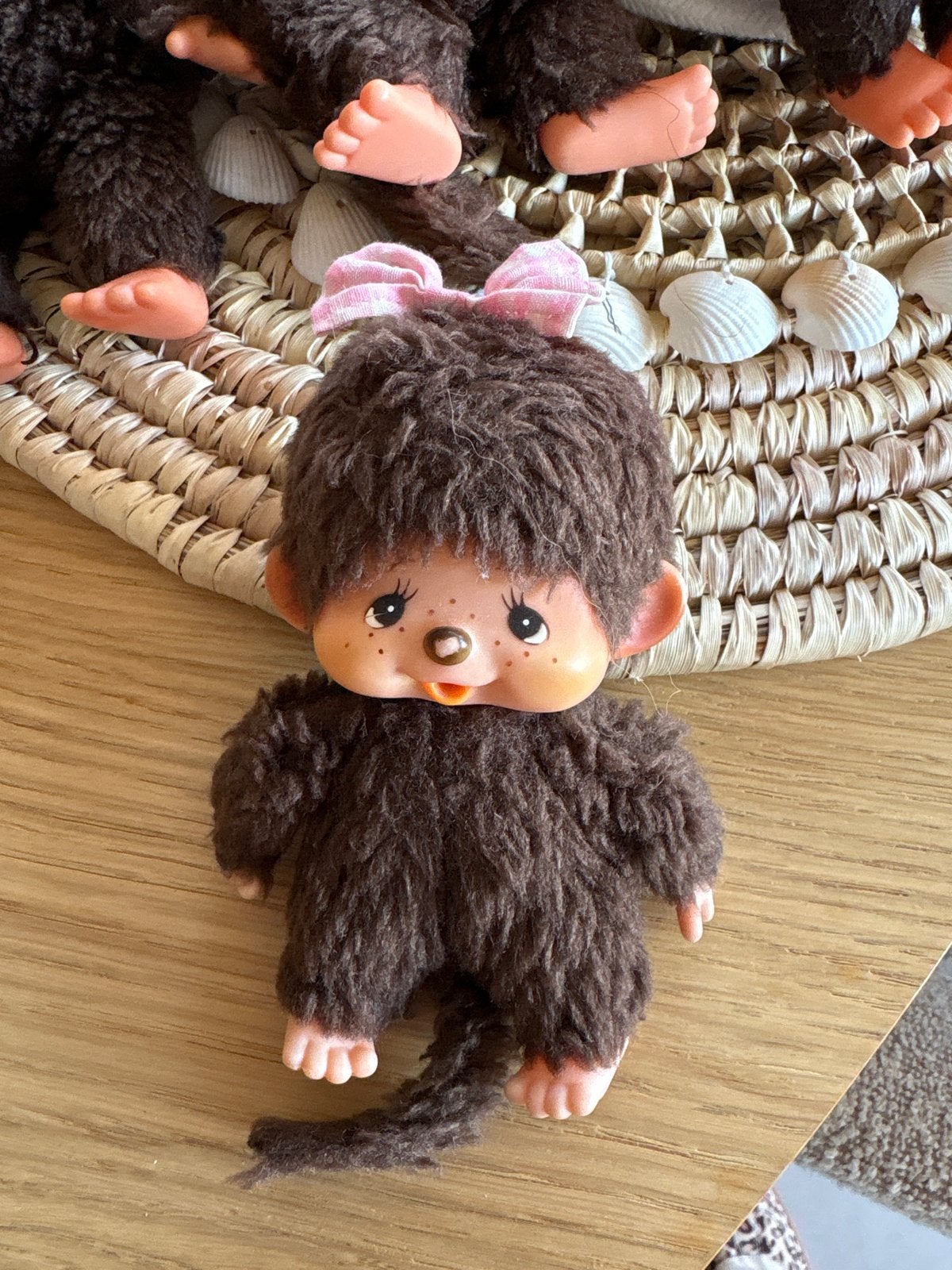 Vintage Monchhichi knuffel aapje met roze strik, Gebruikt, Overige merken, Overige karakters, Ophalen of Verzenden