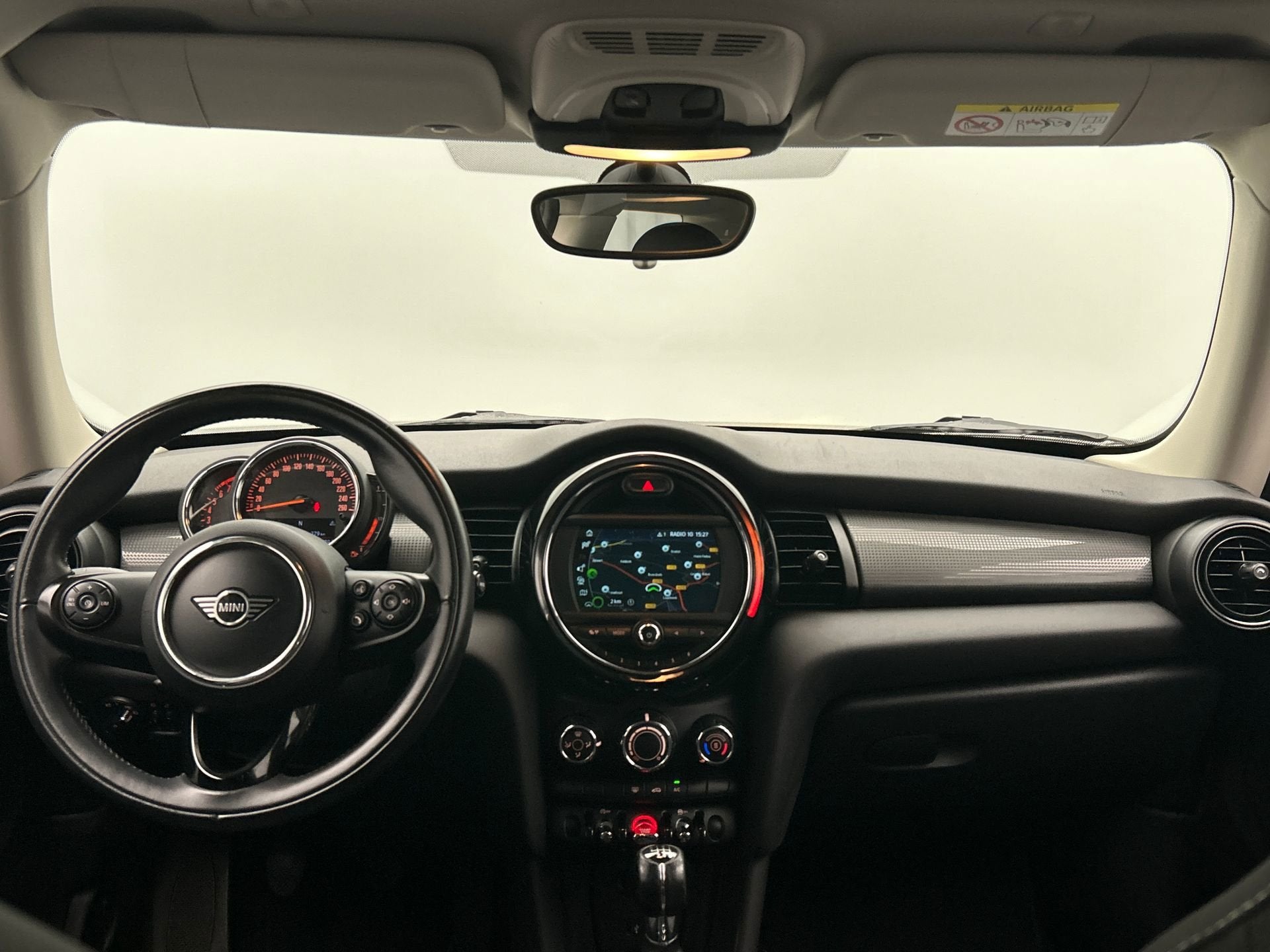 Mini 3-Deurs 1.5 Cooper | Origineel NL | Navigatie | Cruise/, Auto's, Mini, Voorwielaandrijving, Gebruikt, 4 stoelen, Origineel Nederlands