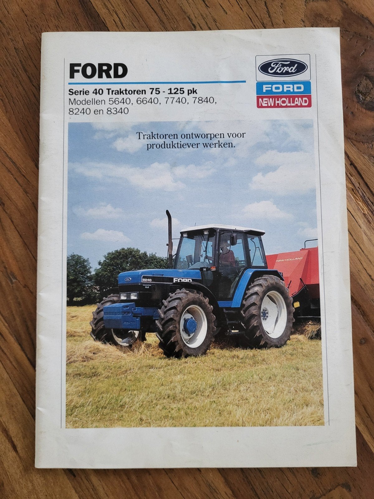 tractor folder Ford serie 40 tractoren, Boeken, Catalogussen en Folders, Ophalen of Verzenden, Zo goed als nieuw