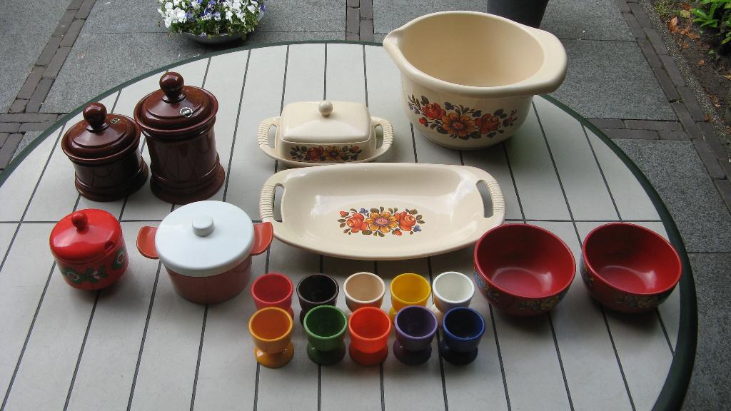 vintage Emsa schaal bakjes  eierdopjes enz.., Verzamelen, Ophalen of Verzenden, Huis en Inrichting