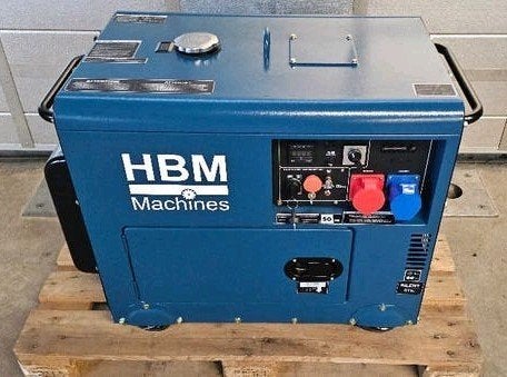 HBM 7900 Watt Diesel Generator - Aggregaat 400/230/12 Volt, Dieselolie, Geluidgedempt, Ophalen of Verzenden, Zo goed als nieuw