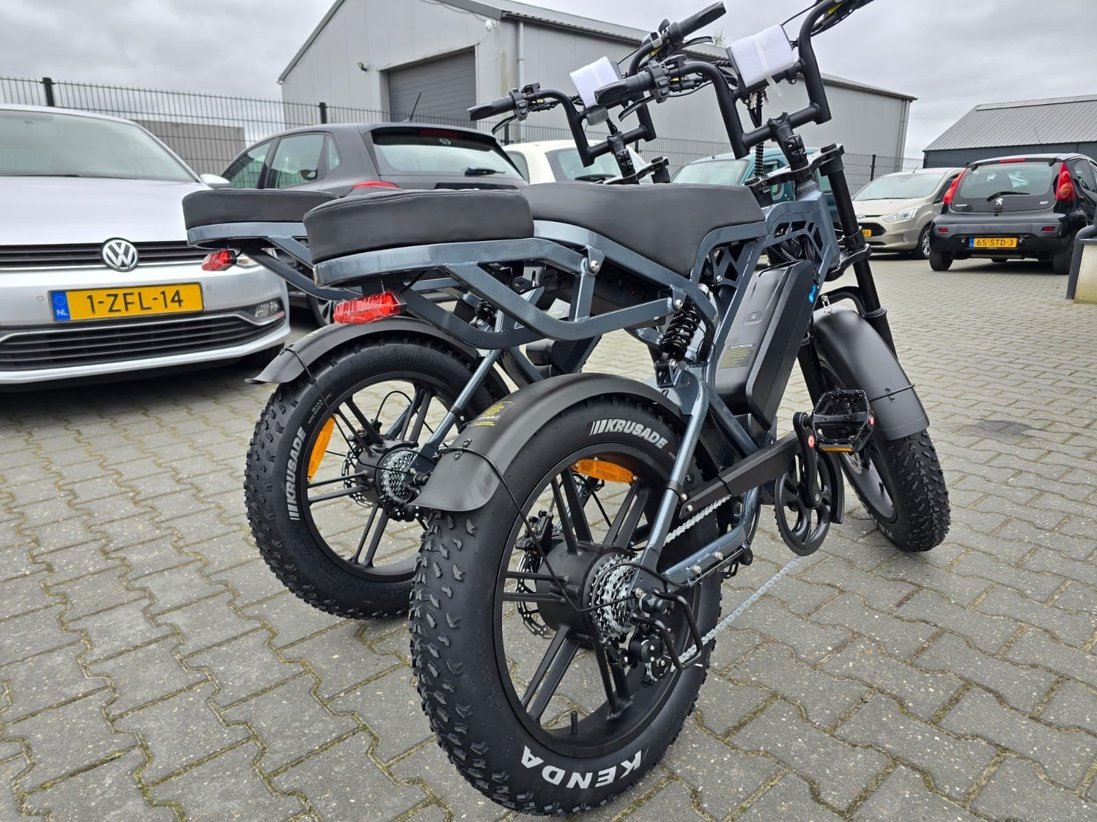 Fatbike V20 Pro 3 kleur Zwart grijs & Blauw Zitje & Alarm, Overige merken, -, -, Nieuw