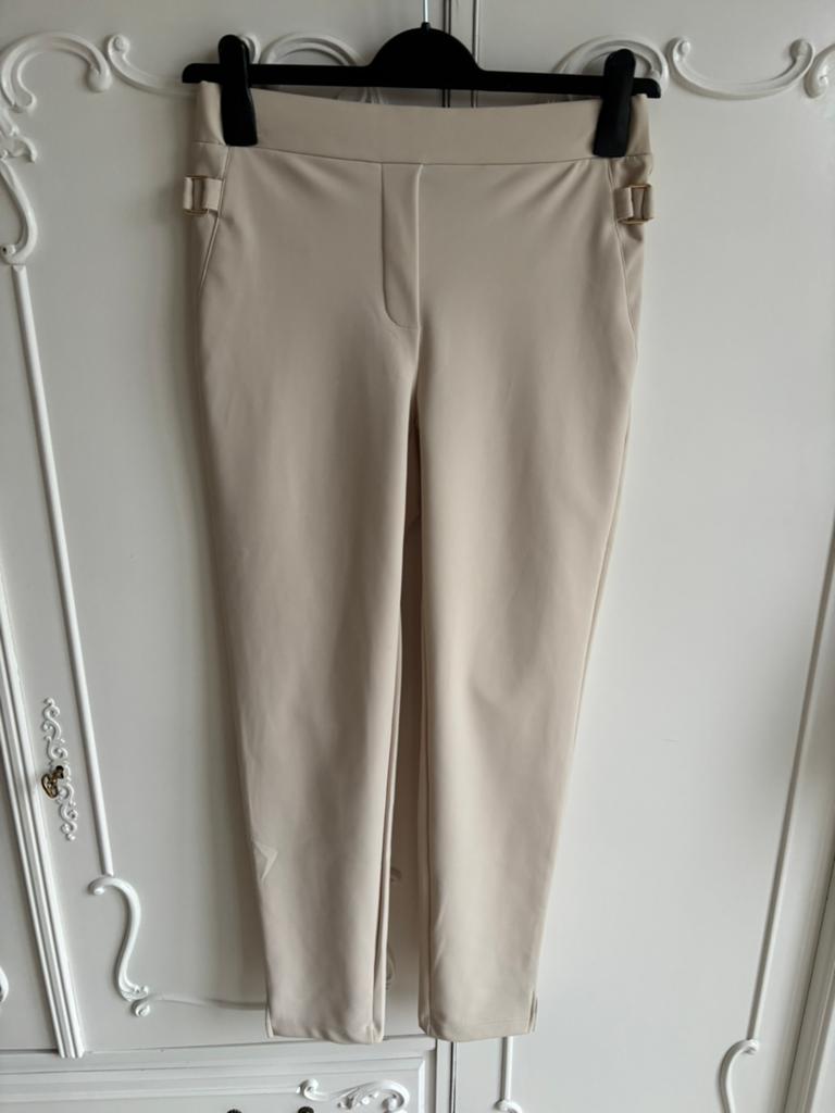 Nieuw off white travel broek Gmaxx maat XS, Wit, Nieuw, Ophalen of Verzenden, Maat 34 (XS) of kleiner