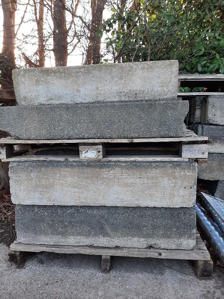 20 zware trottoirbanden, Ophalen, Gebruikt, Minder dan 25 cm, Beton