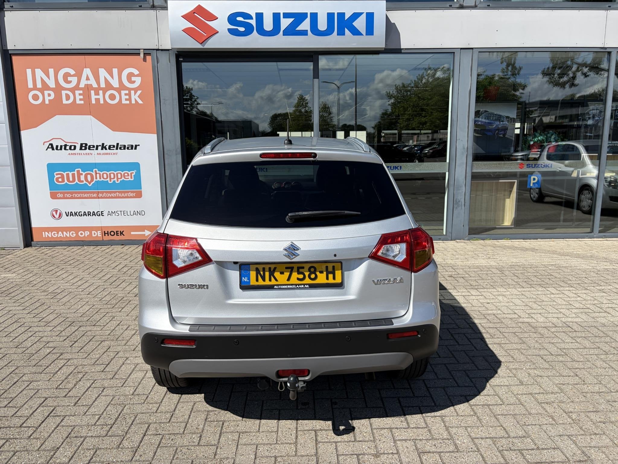 Suzuki Vitara 1.4 S Automaat | Afneembare Trekhaak |, Gebruikt, 4 cilinders, 400 kg, 49 €/maand