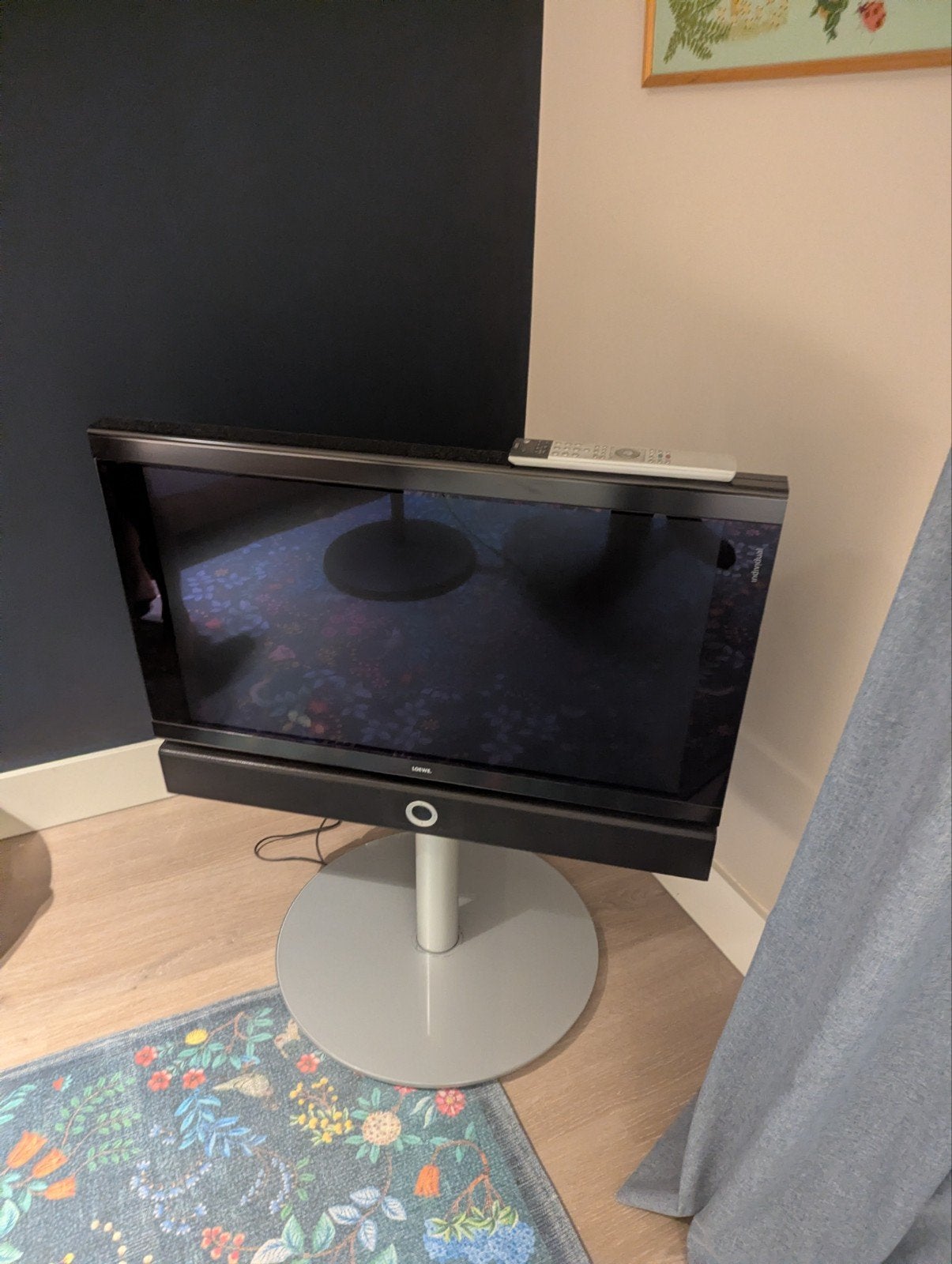 Loewe Individual 32 S TV met HDMI, Audio, Tv en Foto, Televisies, Overige merken, Gebruikt, Ophalen of Verzenden, 60 tot 80 cm
