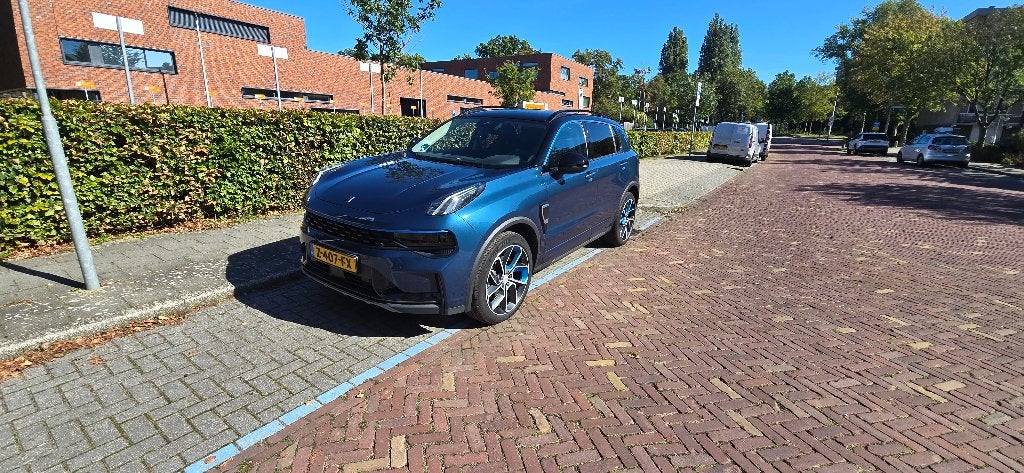 Lynk & Co 01 1.5 | 61.800 km | BTW | 4x nieuwe Michelin, Auto's, Stof, 1800 kg, Zwart, 120 €/maand