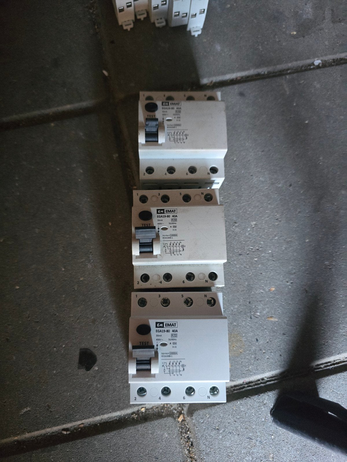 EMAT Aardlekschakelar 40A 30mA, Ophalen of Verzenden, Overige typen