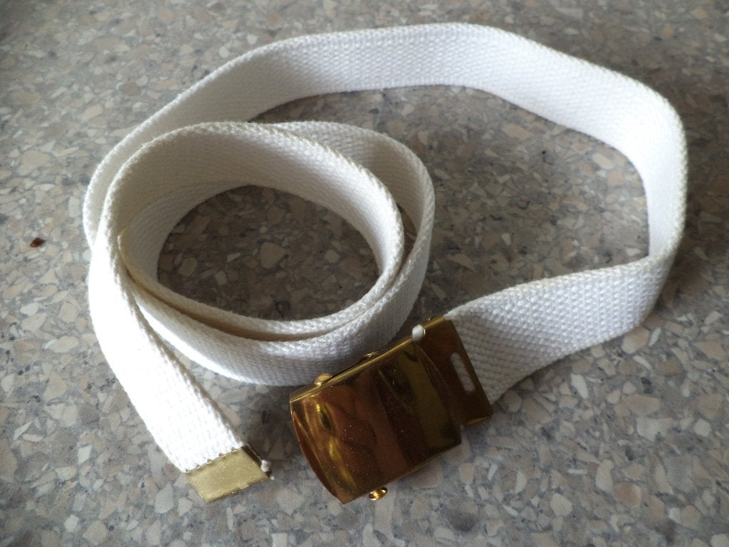 wit webbing uniform broekriem koninklijke marine, Verzamelen, Ophalen of Verzenden, Marine, Nederland, Kleding of Schoenen