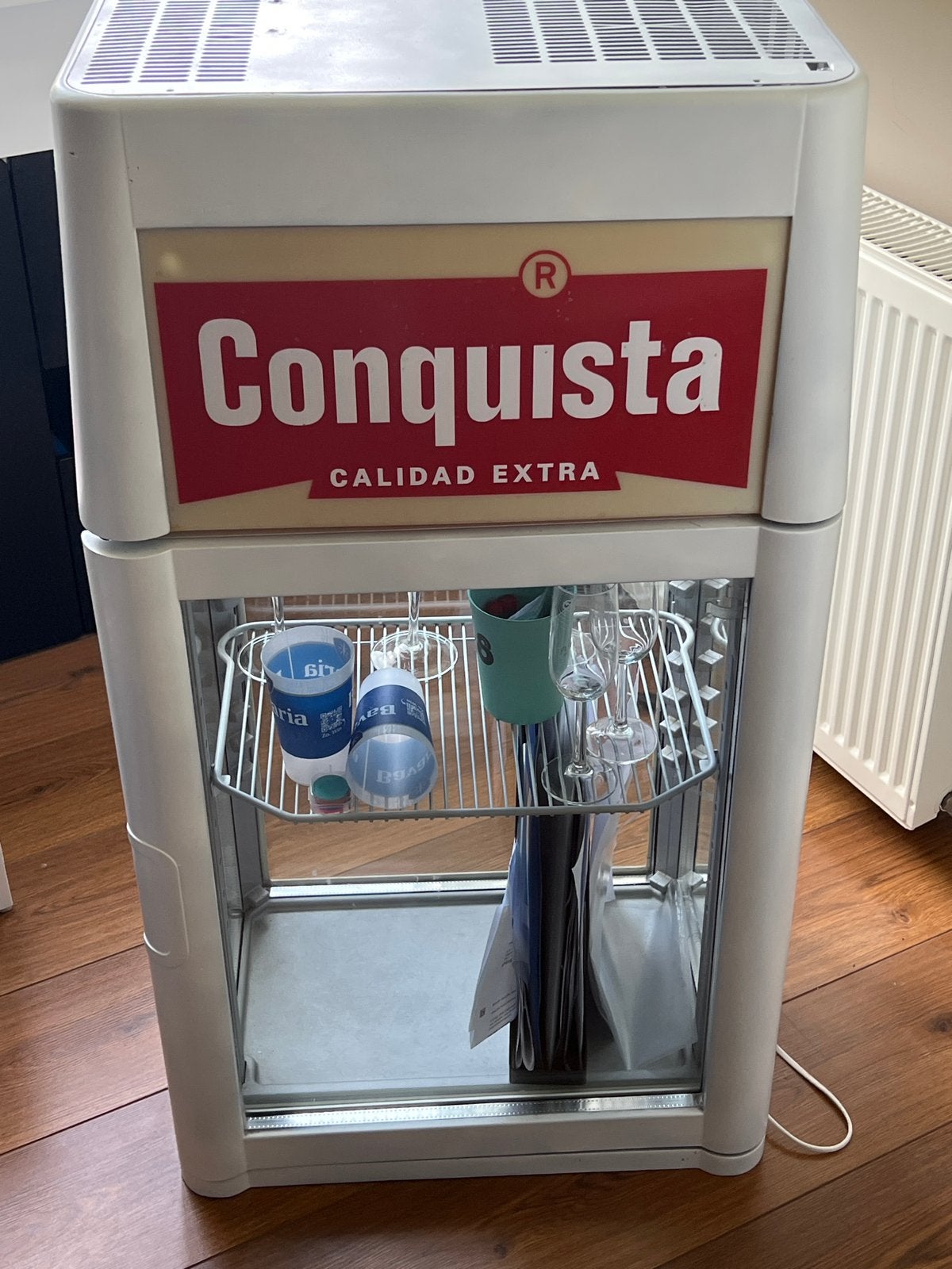 Decoratieve Koelkast/Kastje - Ideaal voor Tienerkamer, Zonder vriesvak, Minder dan 45 cm, Minder dan 75 liter, Niet werkend