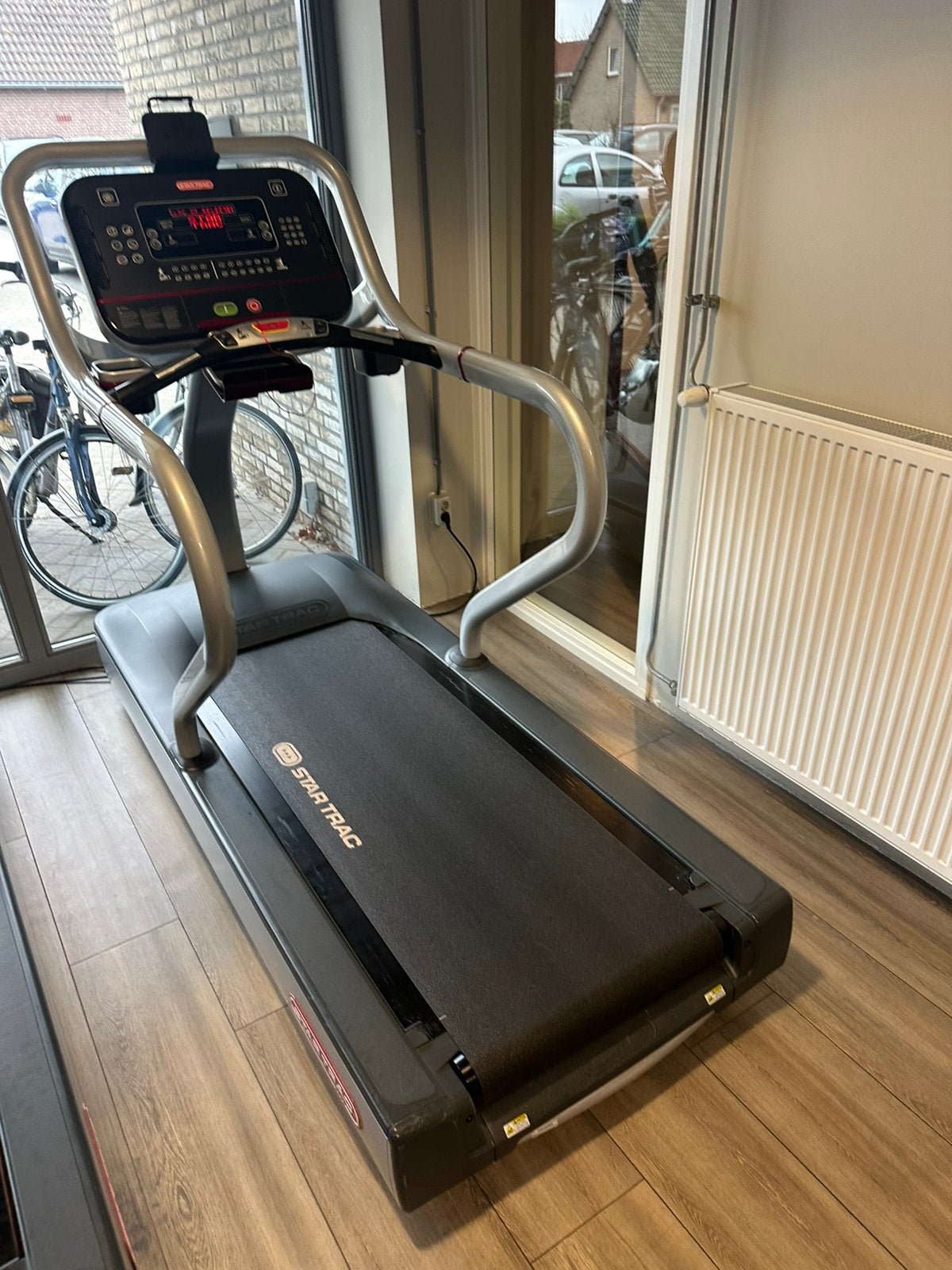 Star Trac Loopband ( 7 stuks op voorraad ), Ophalen, Info@defitnessmakelaar.nl, Benen, Gebruikt
