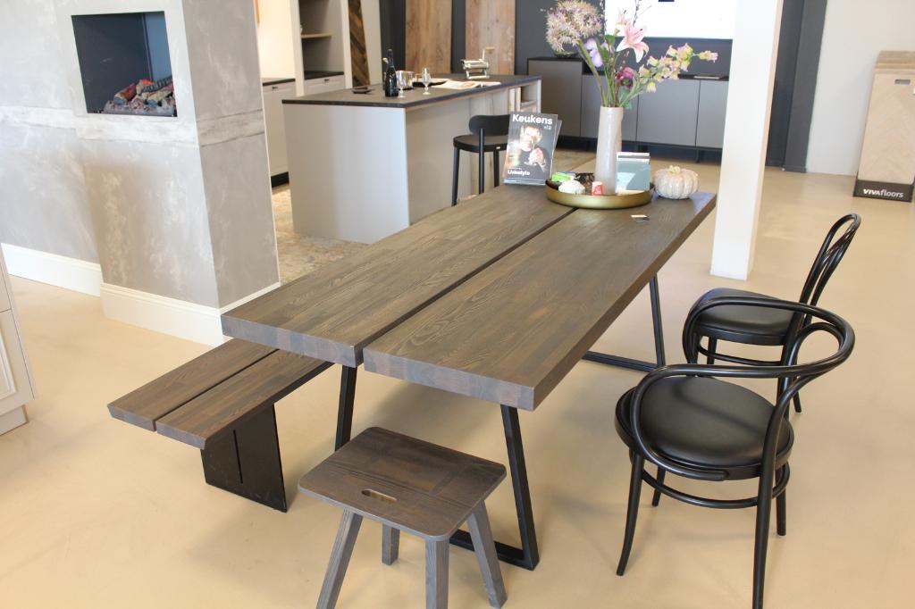 MP32 SPEKVA design eettafel massief essen + bank, Huis en Inrichting, Tafels | Eettafels, Nieuw, 50 tot 100 cm, 200 cm of meer