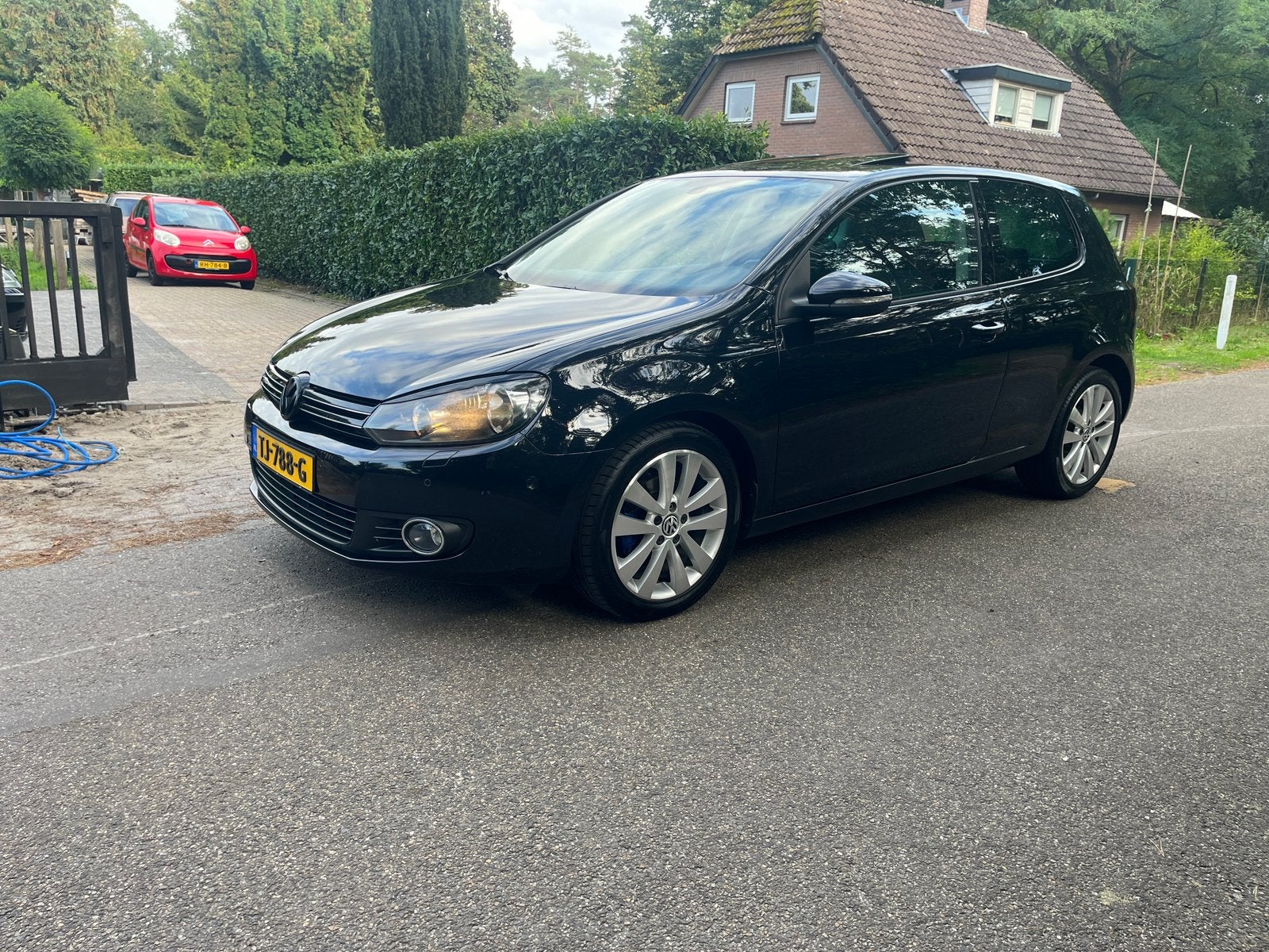 Volkswagen Golf 1.2 TSI 2010 Nieuwe APK/Ketting, Voorwielaandrijving, Zwart, 4 cilinders, 1133 kg