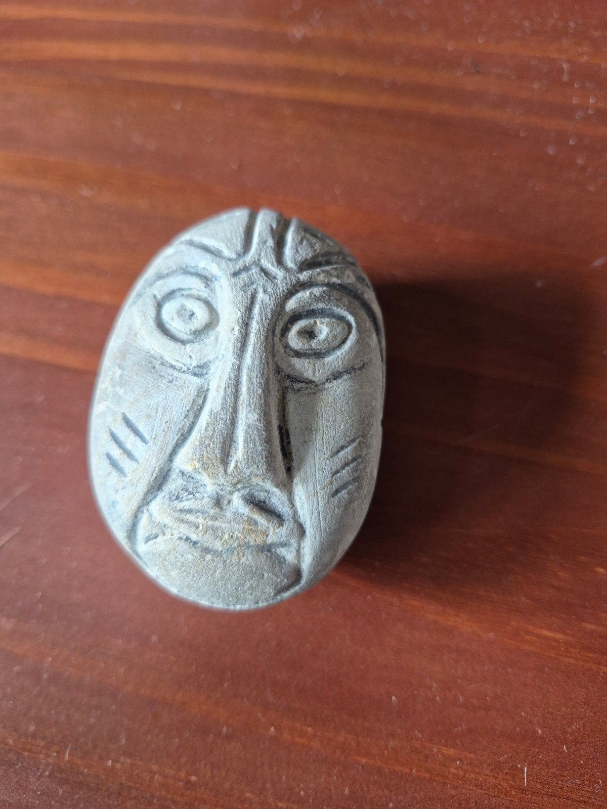Uniek stenen beeldje met gezicht - Handgemaakt, Overige onderwerpen, Minder dan 20 cm, Ophalen of Verzenden, Handgemaakt
